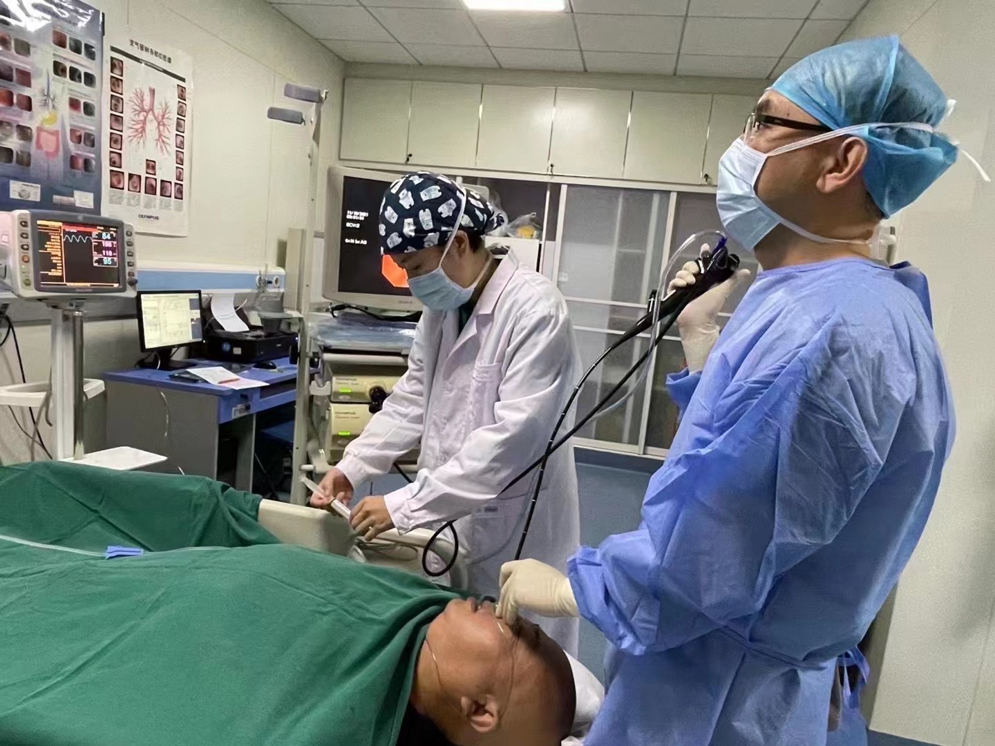 無痛氣管鏡.jpg 無痛氣管鏡.jpg