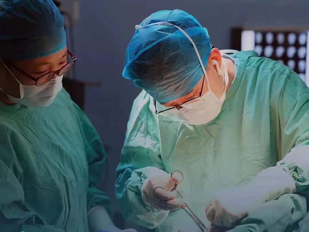 特色技術(shù)-4.口腔頜面外科手術(shù) 橫版.jpg 特色技術(shù)-4.口腔頜面外科手術(shù) 橫版.jpg