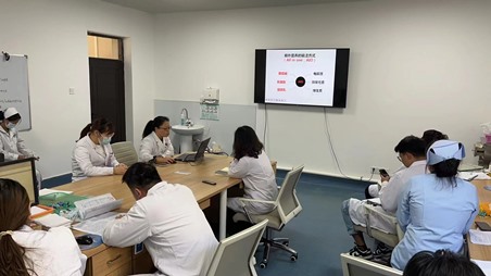 臨床營養(yǎng)科與腫瘤科一病區(qū)開展學習交流活動.jpg 臨床營養(yǎng)科與腫瘤科一病區(qū)開展學習交流活動.jpg