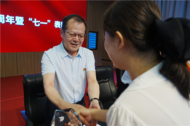 DSC08883_副本.jpg DSC08883_副本.jpg